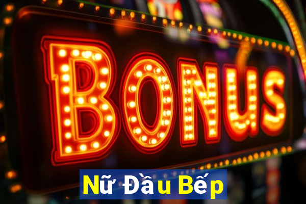 Nữ Đầu Bếp