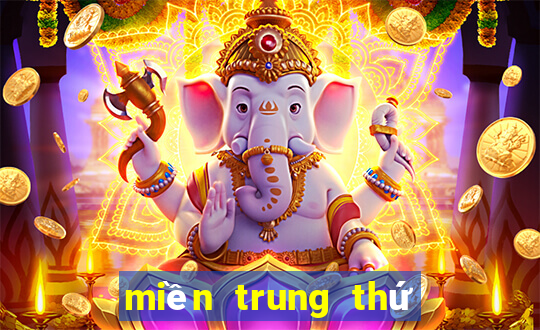 miền trung thứ ba hàng tuần