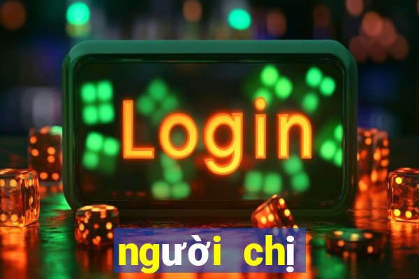 người chị đang chơi game bị em đòi máy