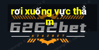 rơi xuống vực thẳm