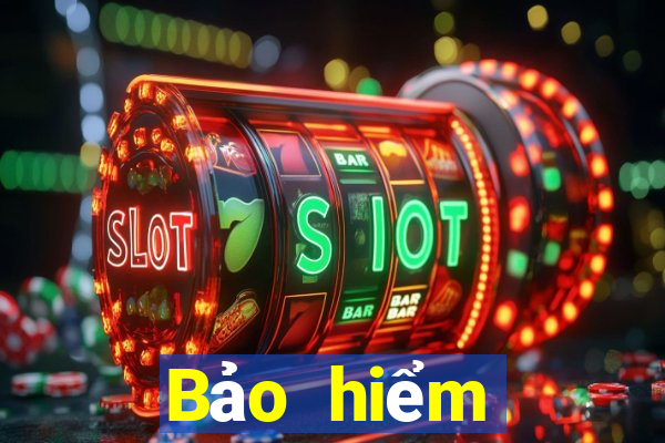 Bảo hiểm Baccarat là gì